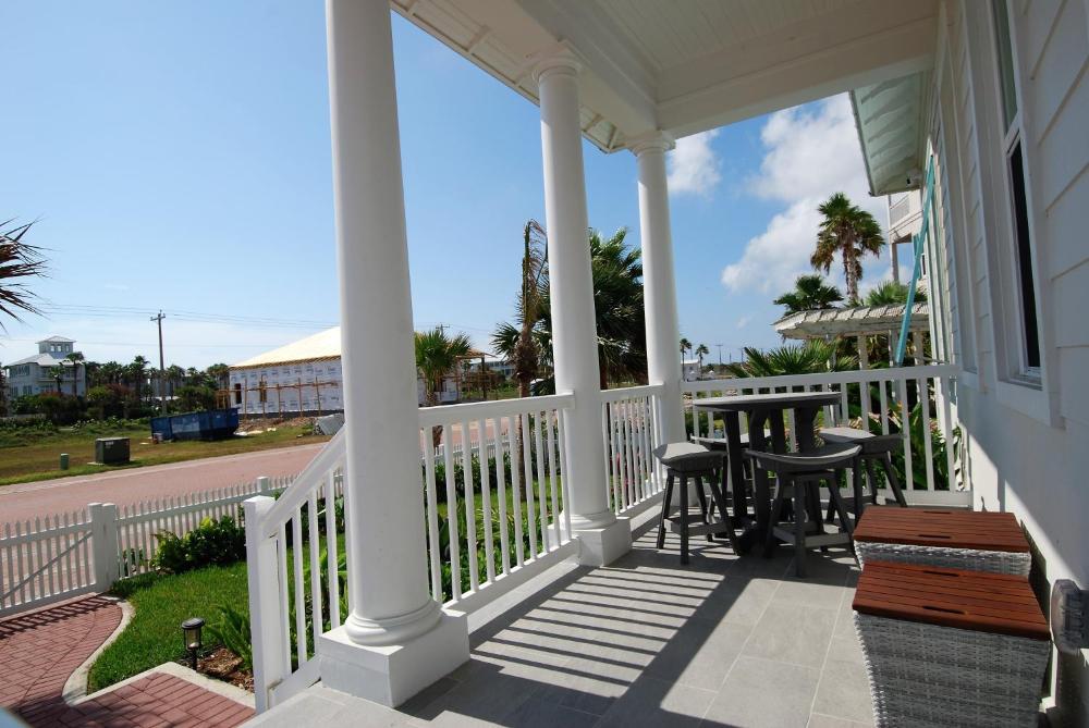 Seaglass Cottage - Private home at The Shores home